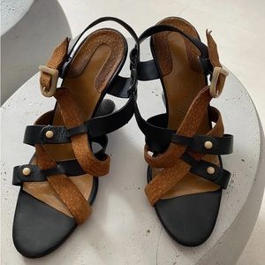 Salvatore Ferragamo  black and crème/brown straps, pearl details. Size 9.5.